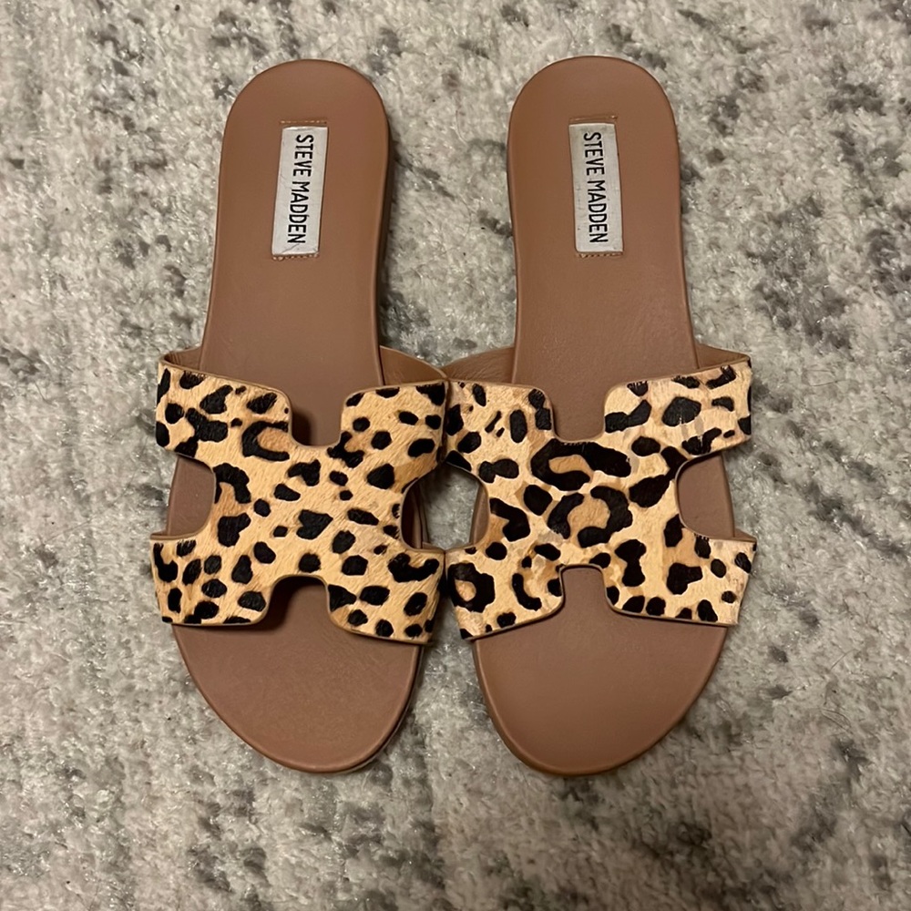 Women Steve Madden sandals. Size 7.5